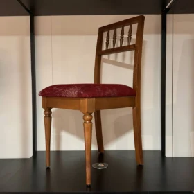 صندلی آنتیک گردویی پارچه AR21